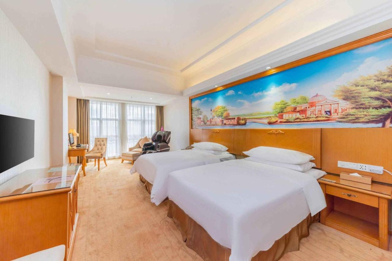 Vienna Hotel Shiyan Guangming Road Shenzhen Exterior foto